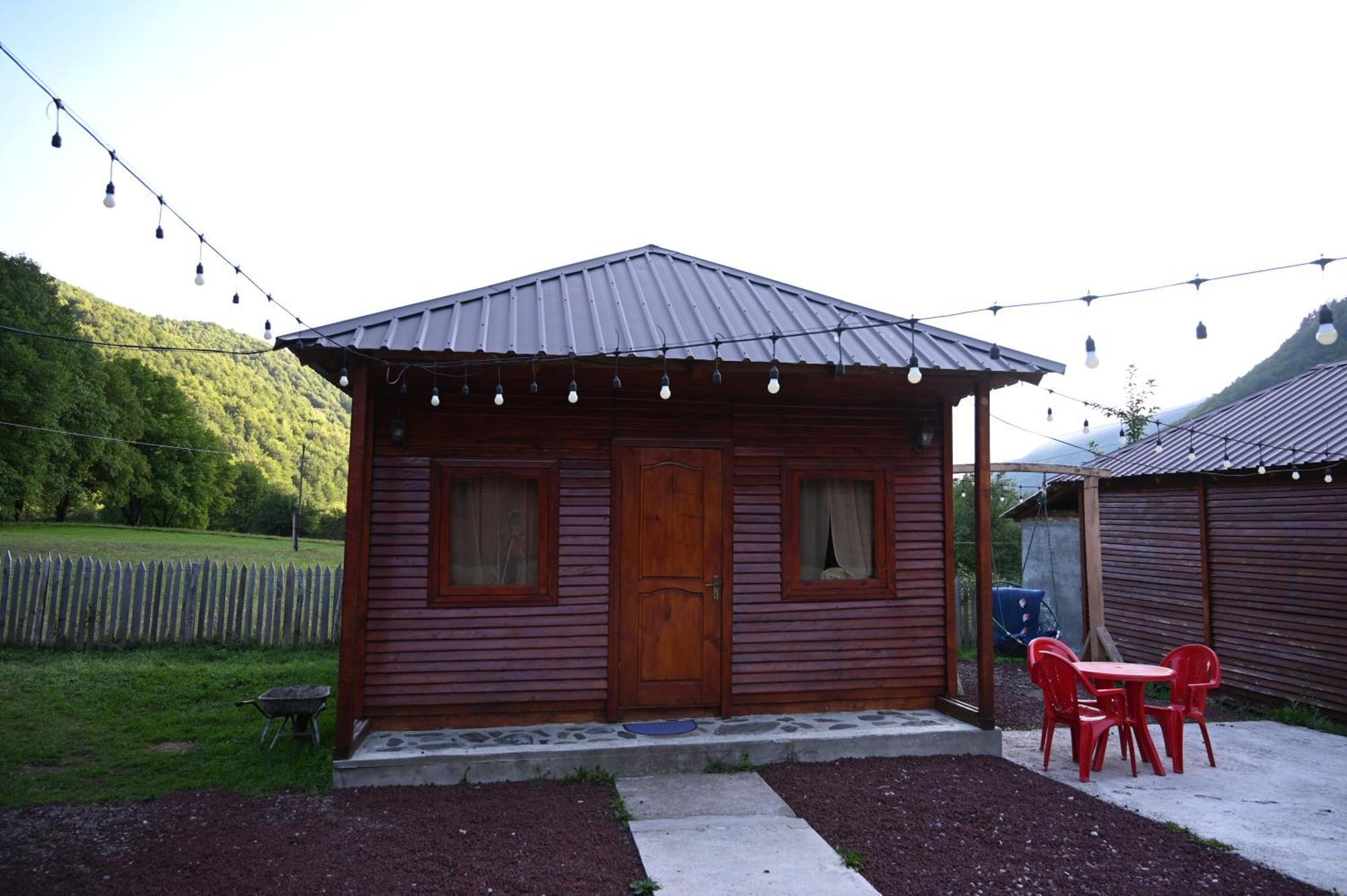 Guest House Ushba Gate Mestia Kültér fotó
