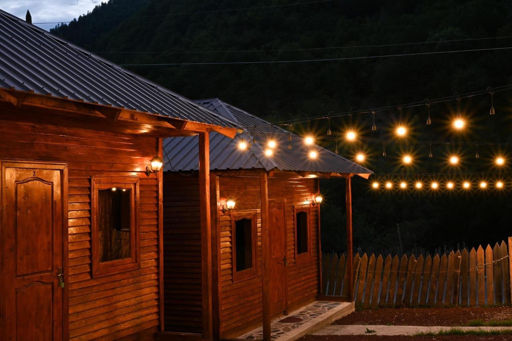 Guest House Ushba Gate Mestia Kültér fotó